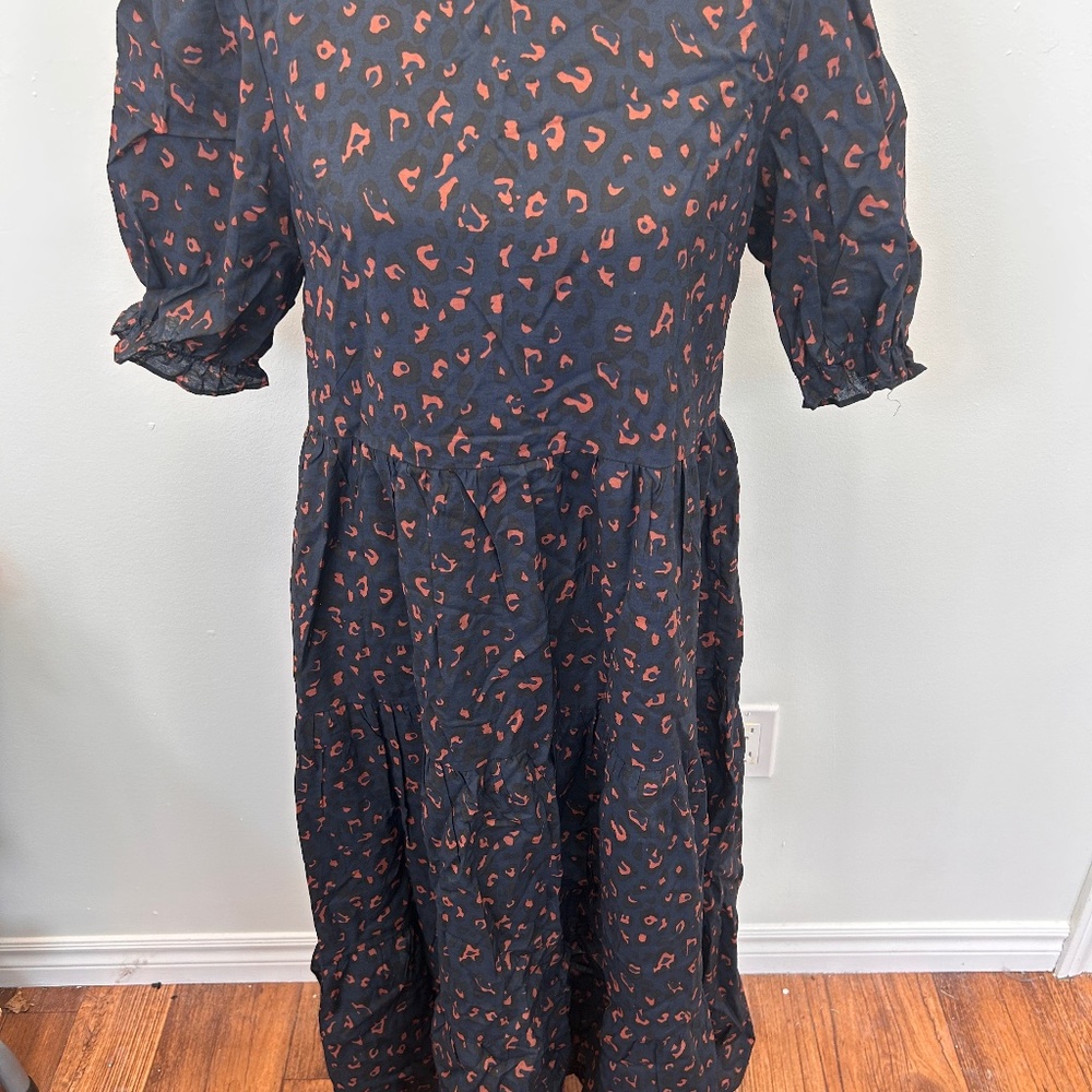 NEW Apricot small navy blue & burgundy cheetah print midi dress puff sleeves